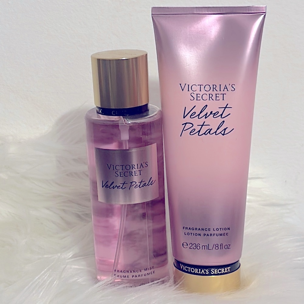 VS Velvet Petals Body Set
